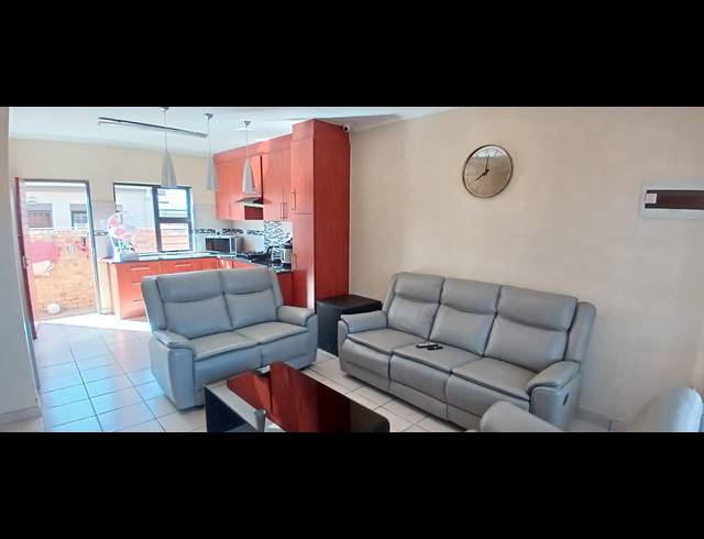 3 BEDROOM TOWNHOUSE FOR SALE IN MARELDEN